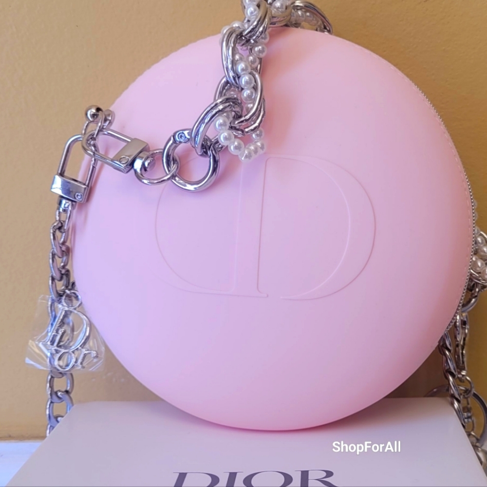 Dior - Picture 3 of 16